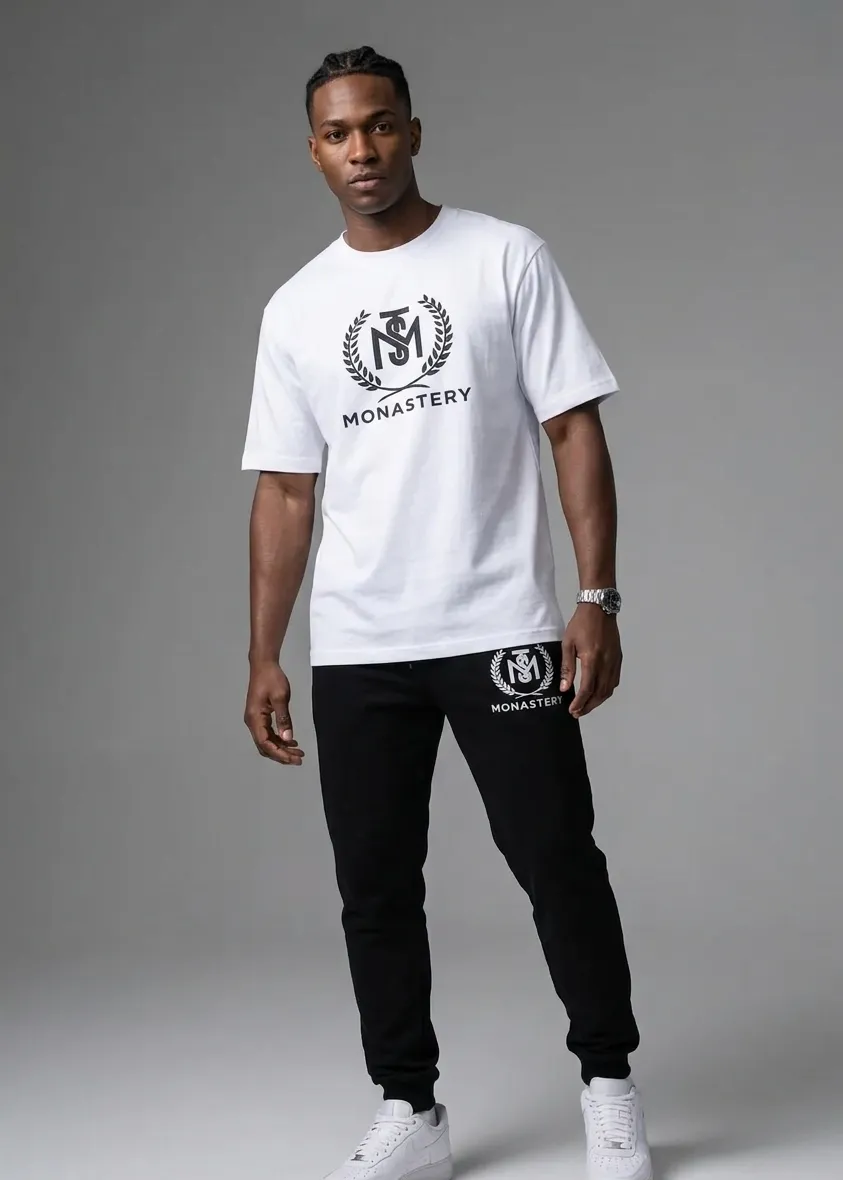 Combo Camiseta + Sudadera — vista frontal